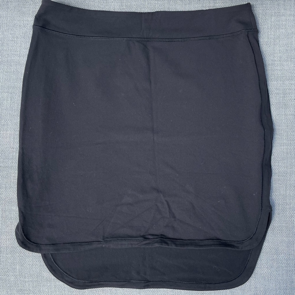 Lululemon Black Skirt